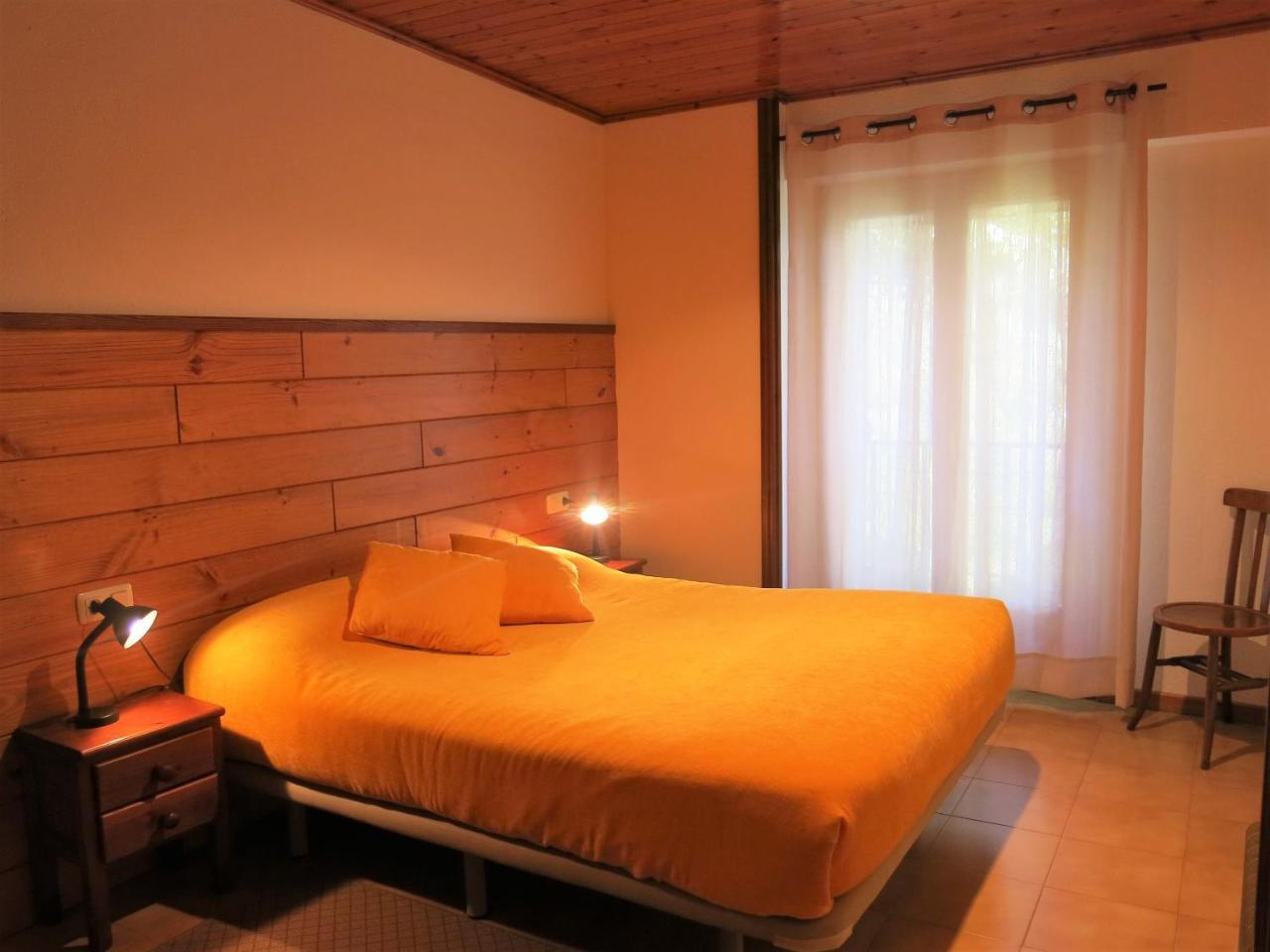 Apartamentos Rurales Les Barnedes 몰로 외부 사진