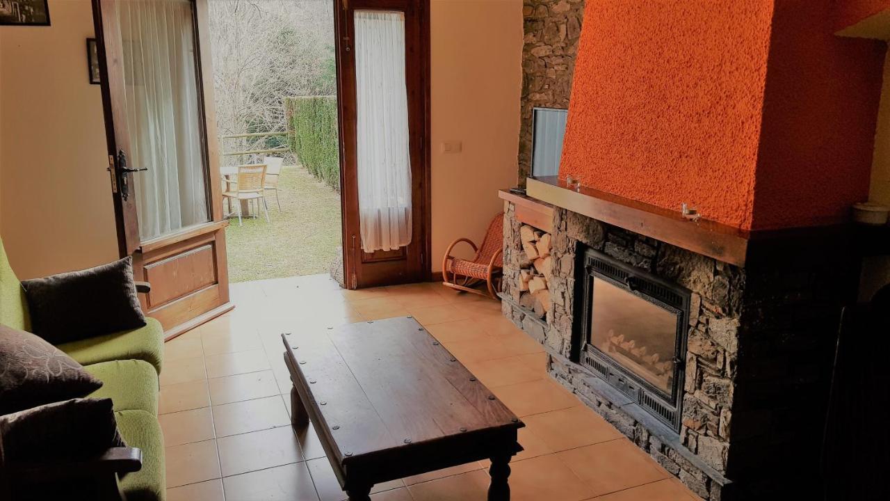 Apartamentos Rurales Les Barnedes 몰로 외부 사진